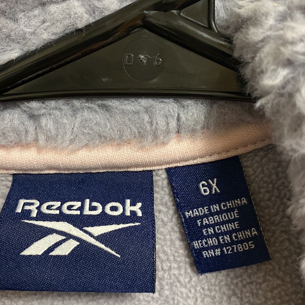 Girls Reebok - Picture 4 of 4